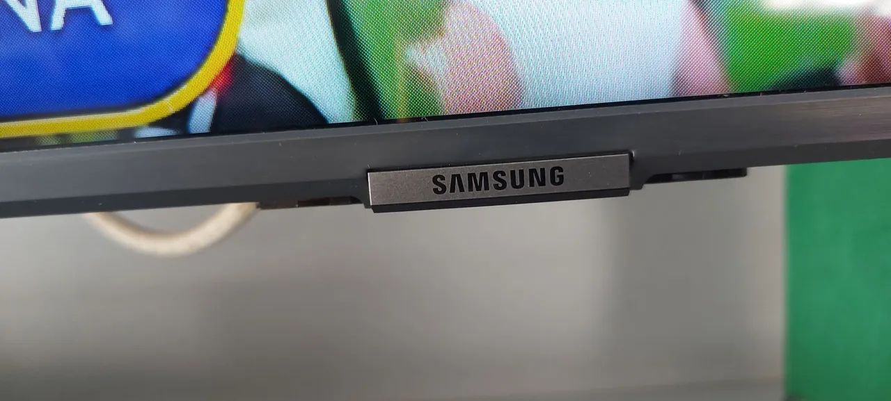 TV smart Samsung 50" UN50DU8000G - Foto 2