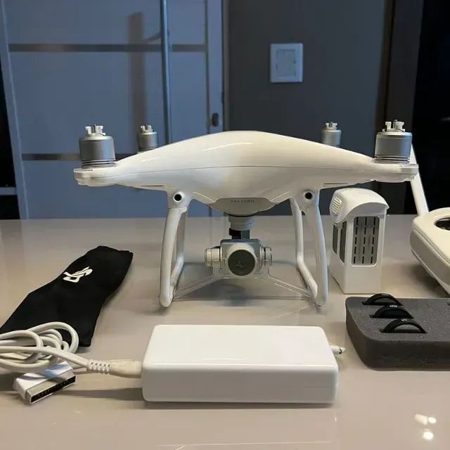 Drone DJi Phantom 4 - Foto 2