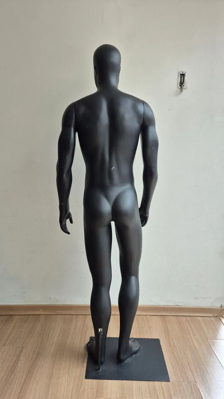 Manequim masculino para loja de roupas - Foto 2