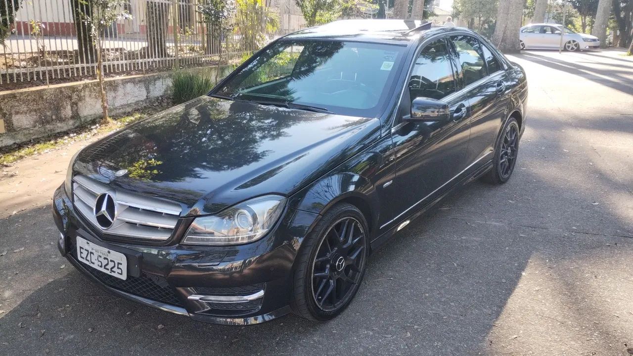 Mercedes-Benz C-250 C-250 CGI Sport 1.8 16V Aut. 2012