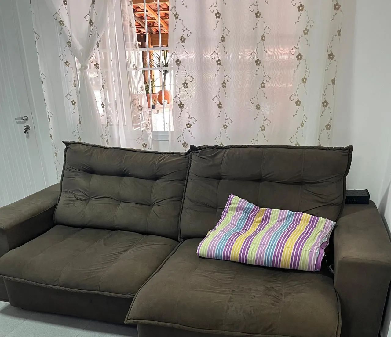 Sofá retrátil 