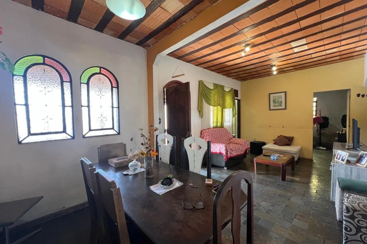 Casa à Venda - Nacional, 4 Quartos, 100 m2 - Foto 3