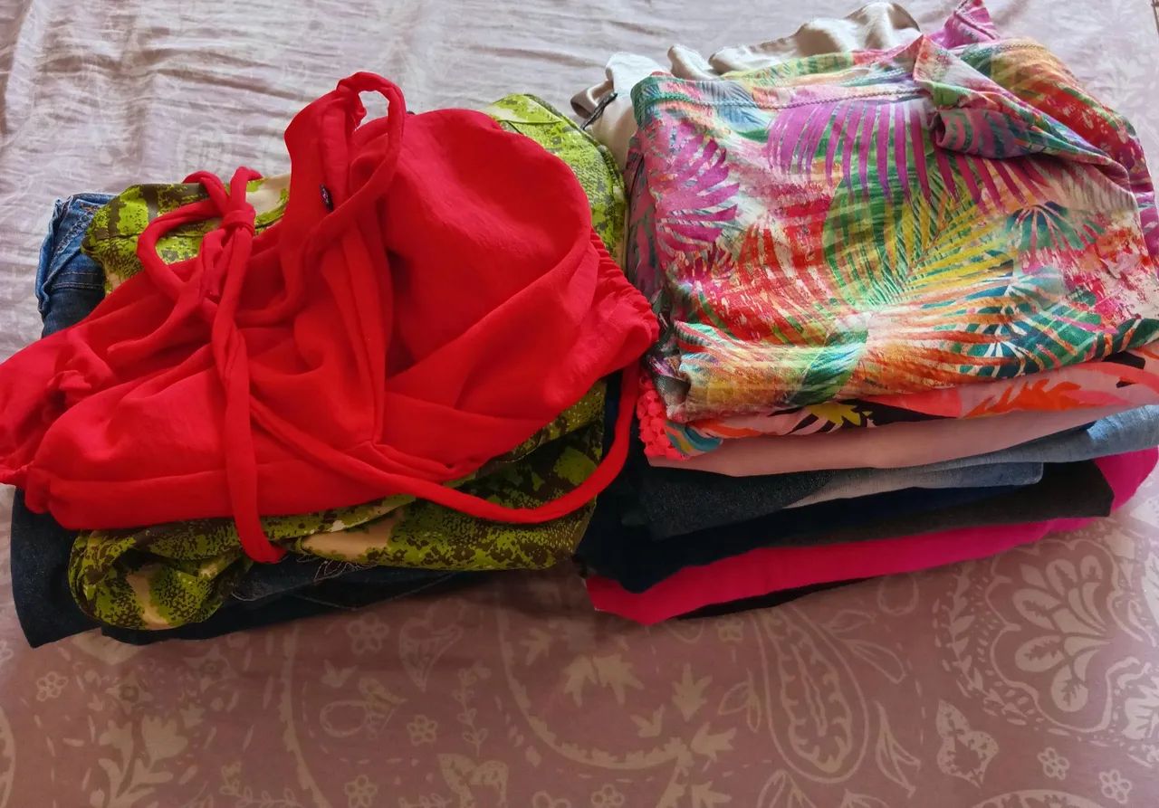Lote roupas brechó - Foto 2