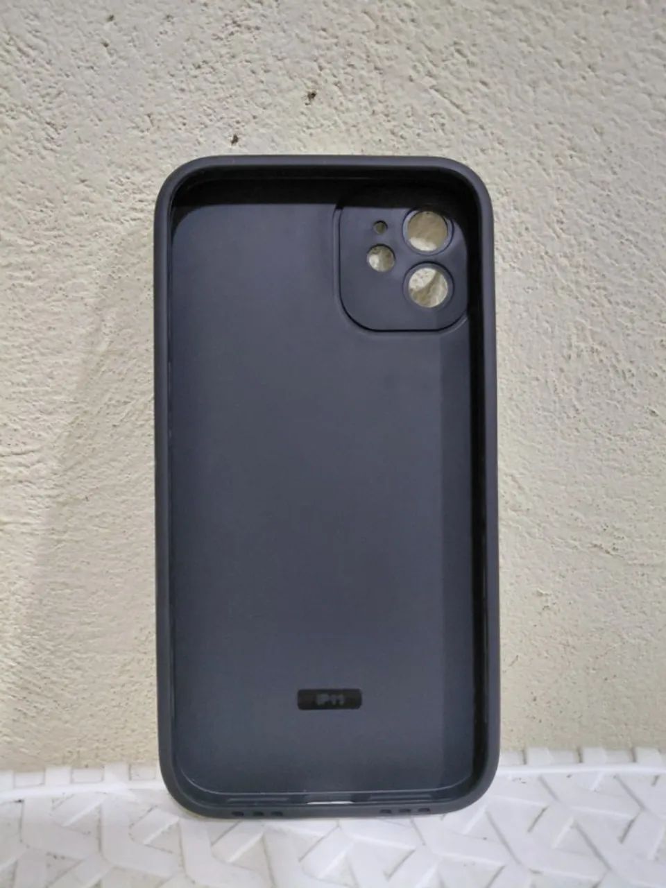 Capa Personalizada Floral para iPhone 11 - Nunca Usada - Foto 2