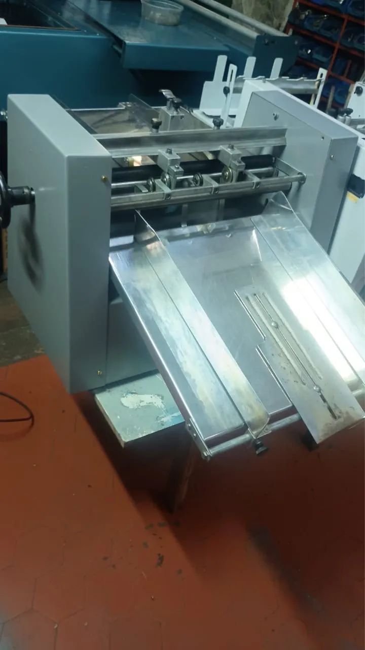 Serrilhadeira numergraf 40 boca  - Foto 2