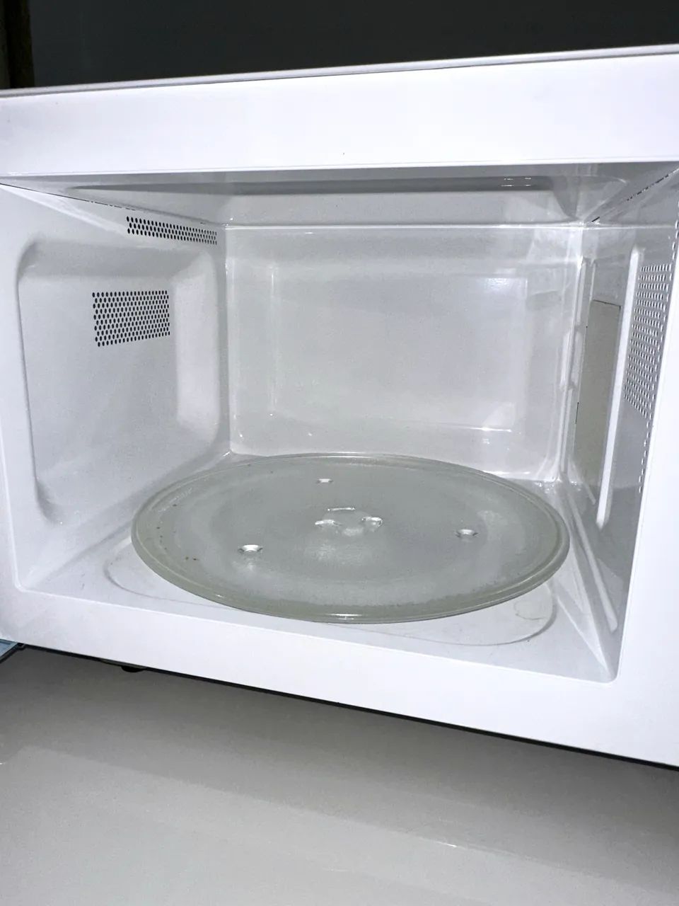 Micro ondas Eletrolux 25l 127v - Foto 2