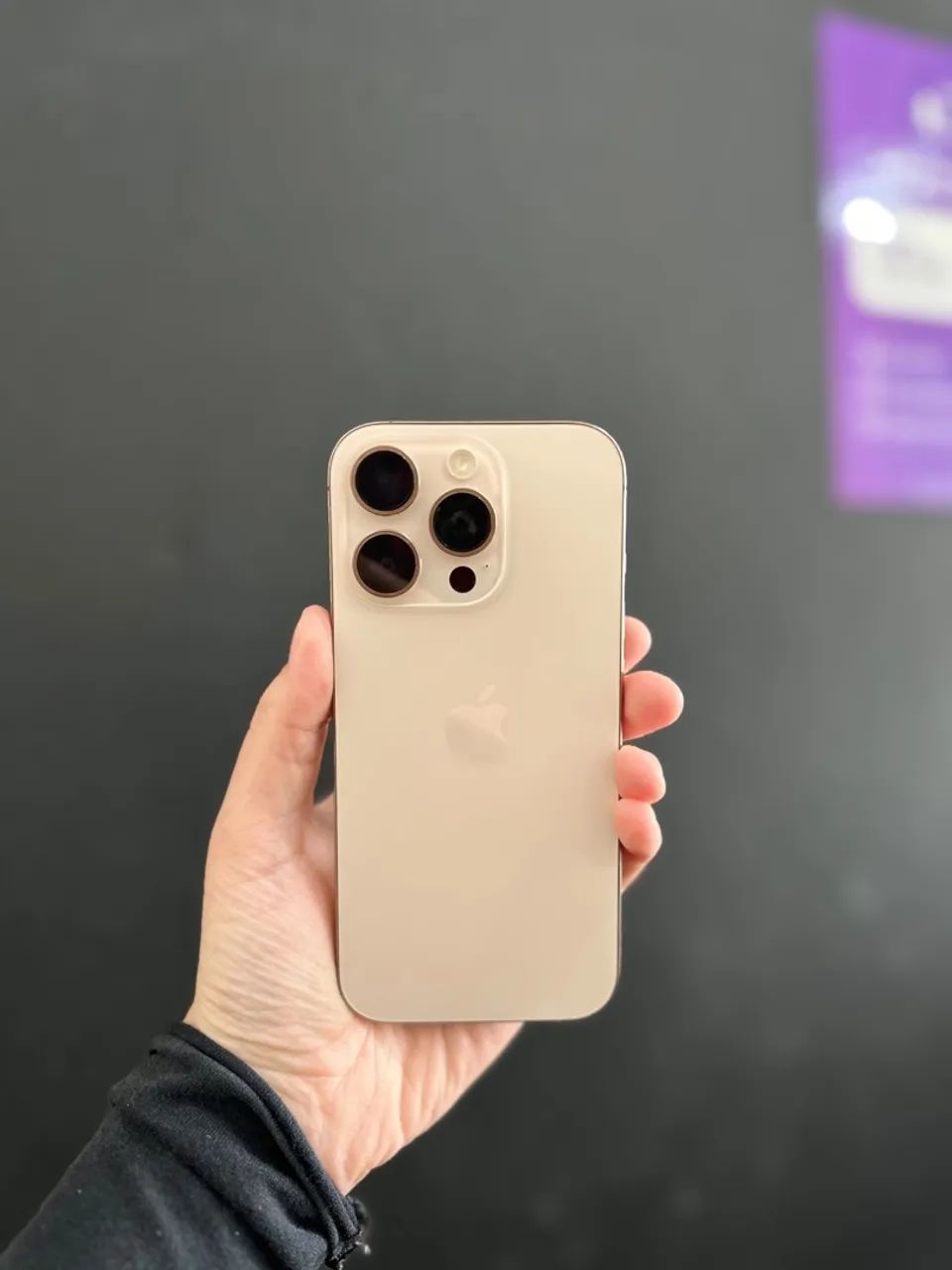 iPhone 16 Pro 256GB - Impecável