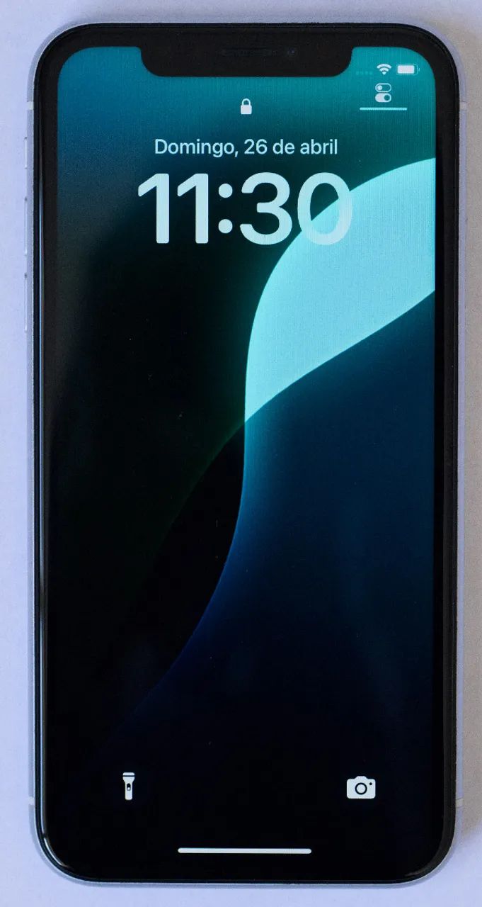 iPhone XR 64 GB Branco - Conservado
