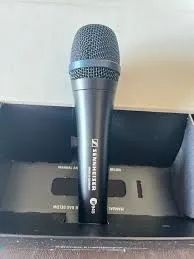 Microfone E945