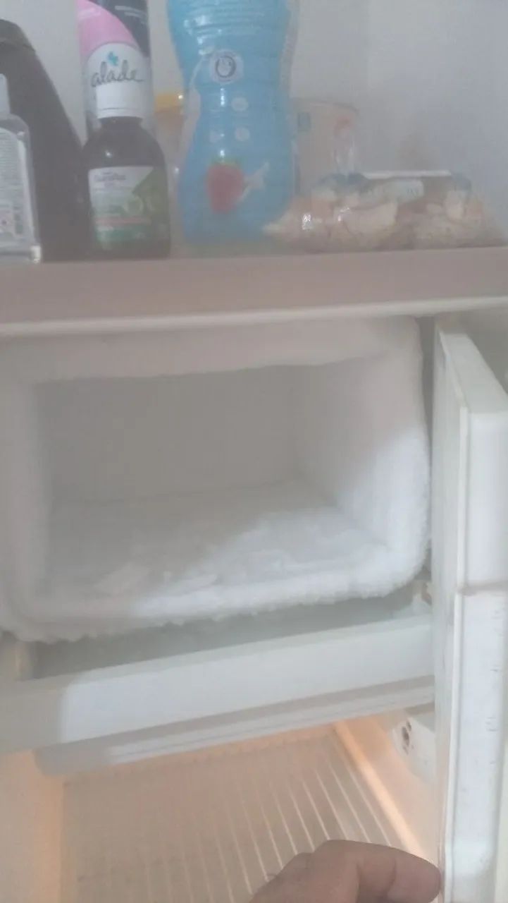 Geladeira funcionando pra vender hj - Foto 2