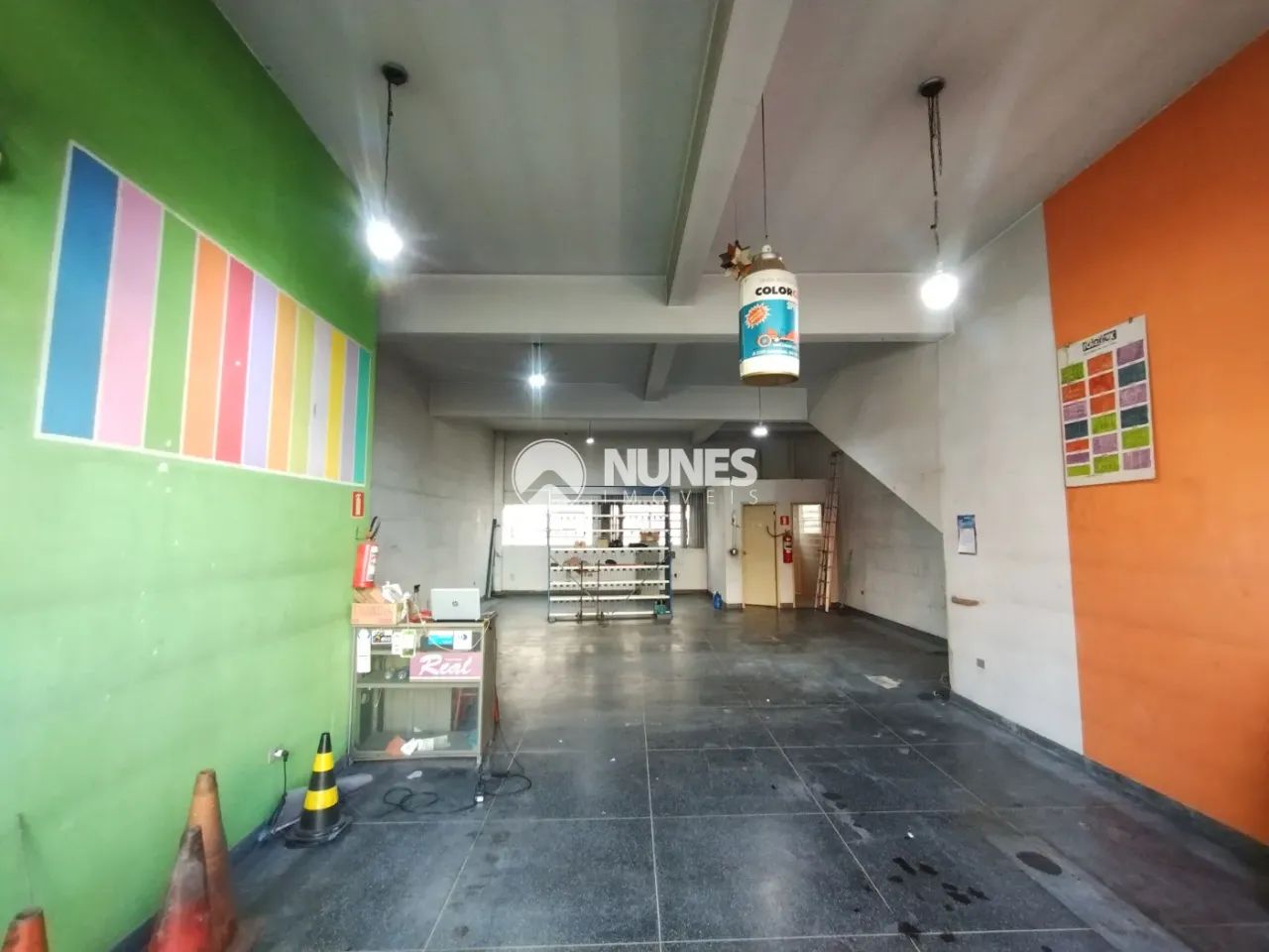 Salão comercial em no Centro de Jandira/SP. - Foto 2