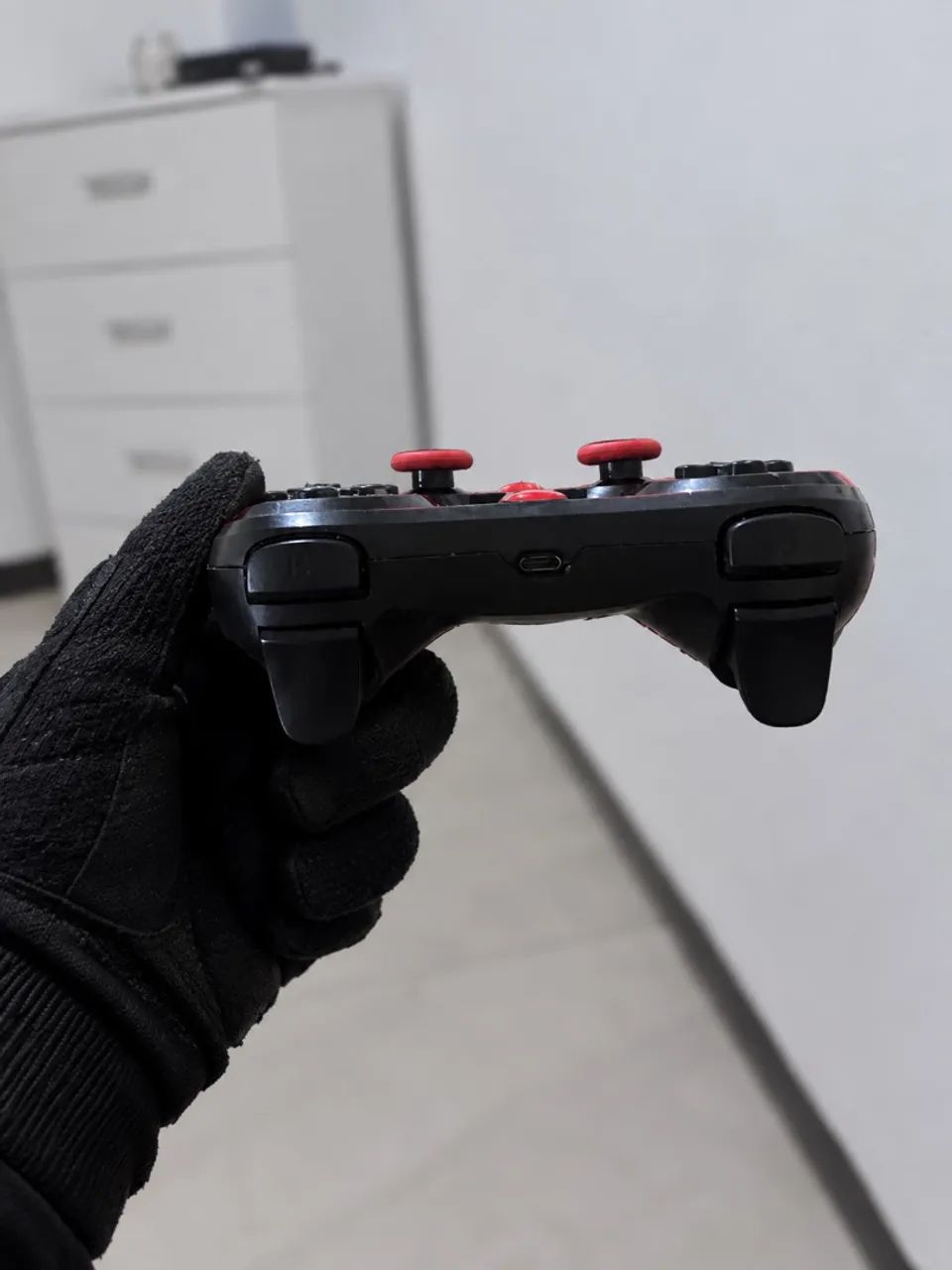 Controle Gamepad X3 Bluetooth Android/iOS/PC/TV - Preto e Vermelho - Foto 2