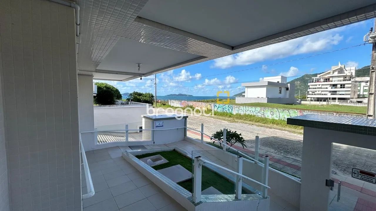 Apartamento 2 Dormitórios na praia dos Açores em Florianópolis SC - Foto 3