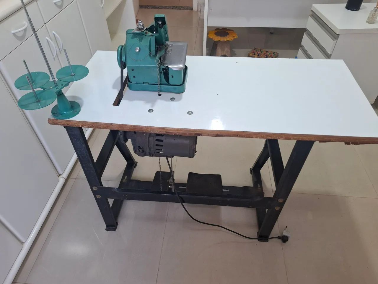 Vendo máquina de overlock  - Foto 3