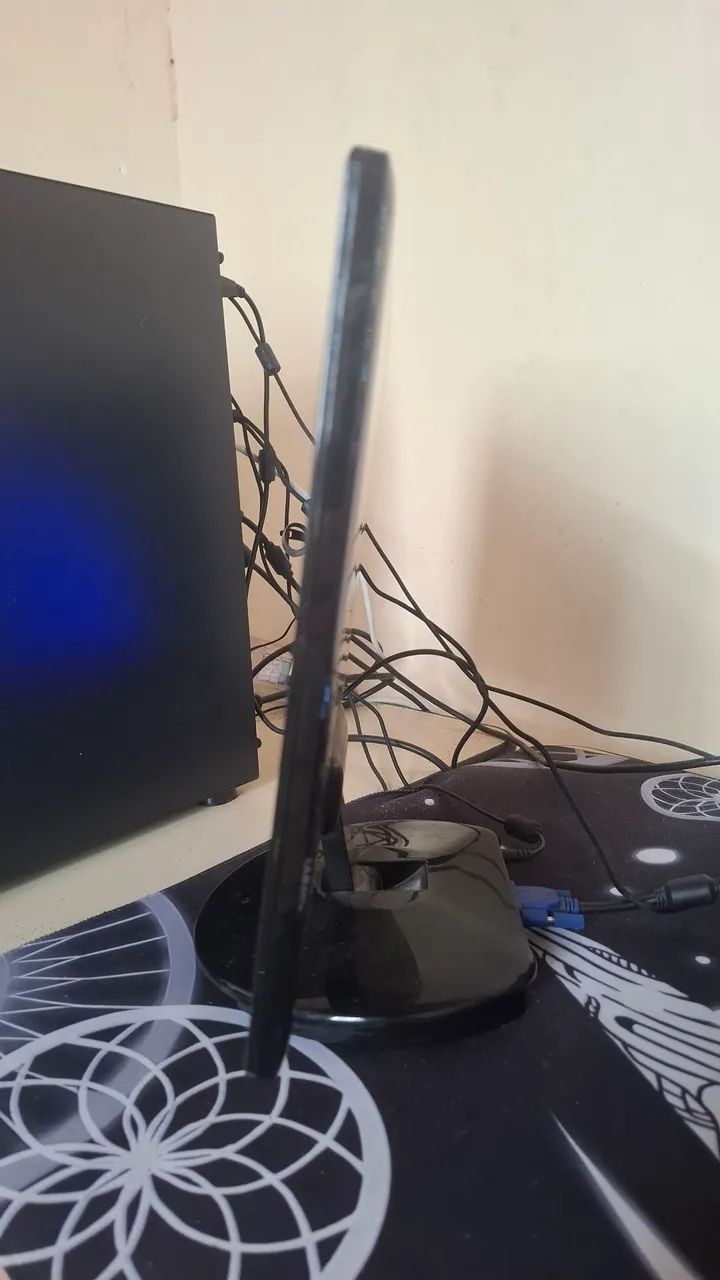 Monitor AOC 1943W  - Foto 2