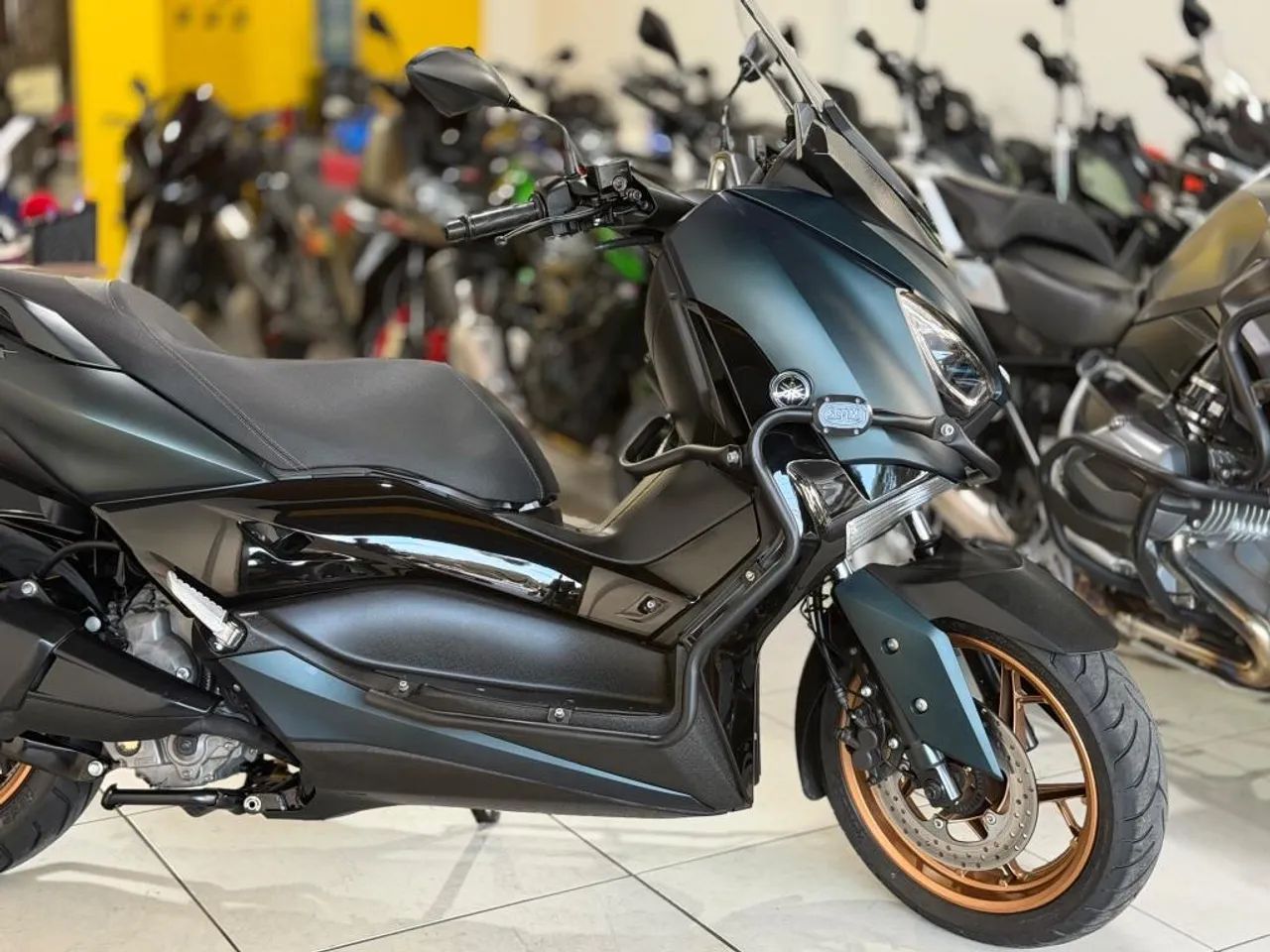 YAMAHA XMAX 250  - Foto 5