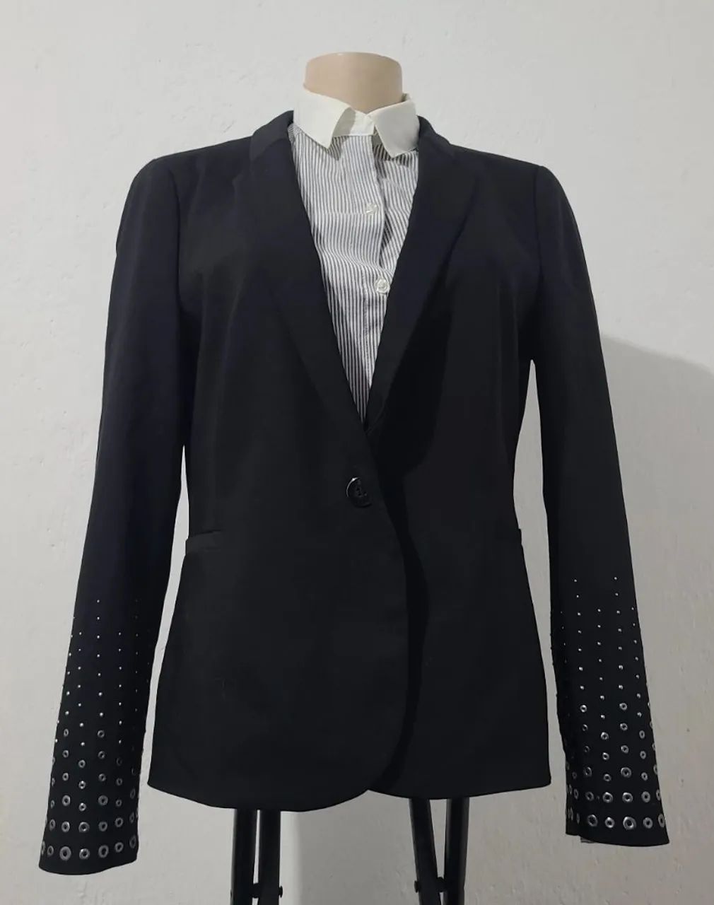 Blazer Slim da Zara Preto tamanho G, bonito, original, elegante, sofisticado.  - Foto 2