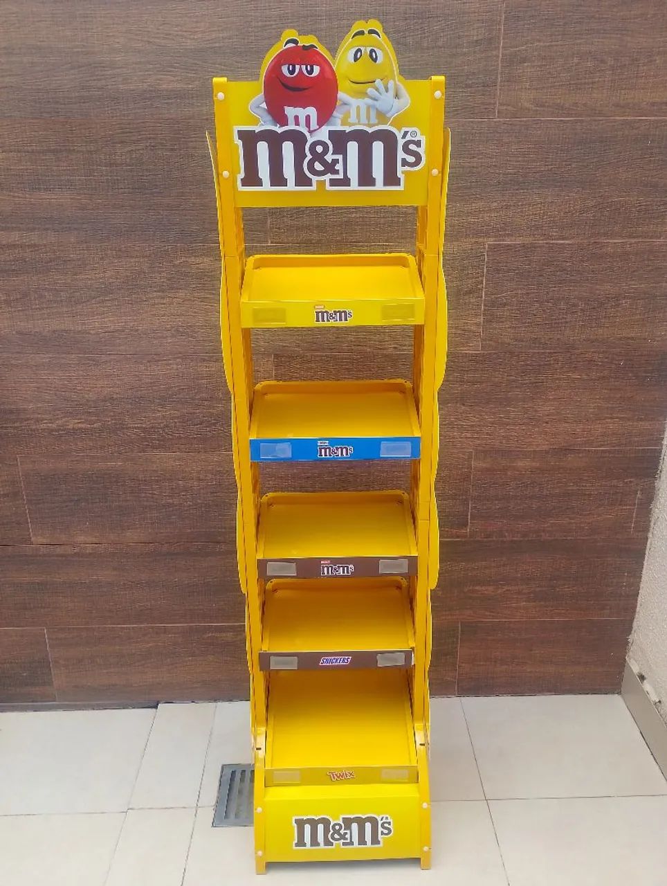 Expositor de chocolates Twix, Snikers e MM. - Foto 2
