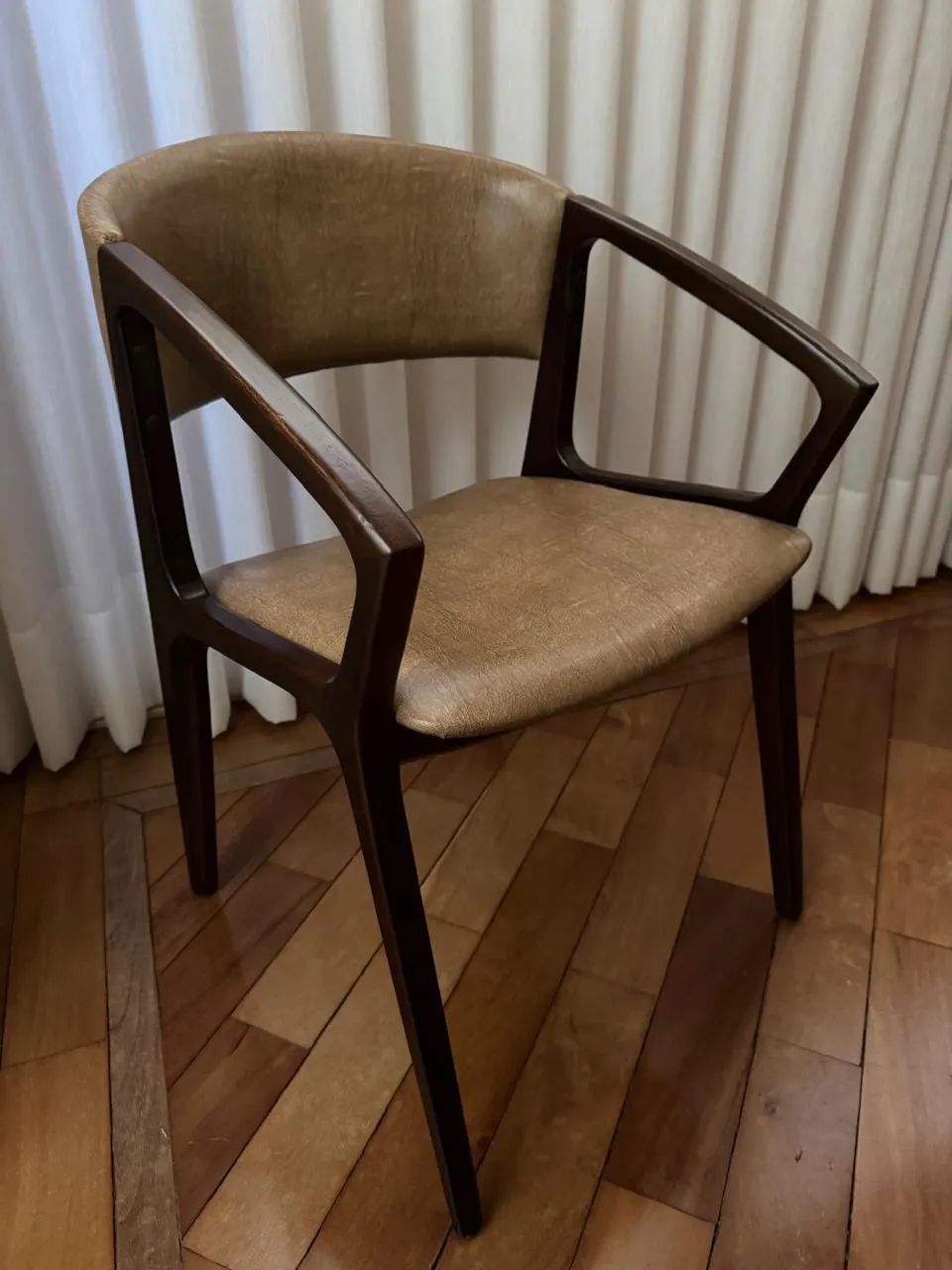 Cadeiras de madeira  - Foto 2