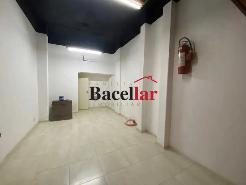Loja : / Comercial / Tijuca
