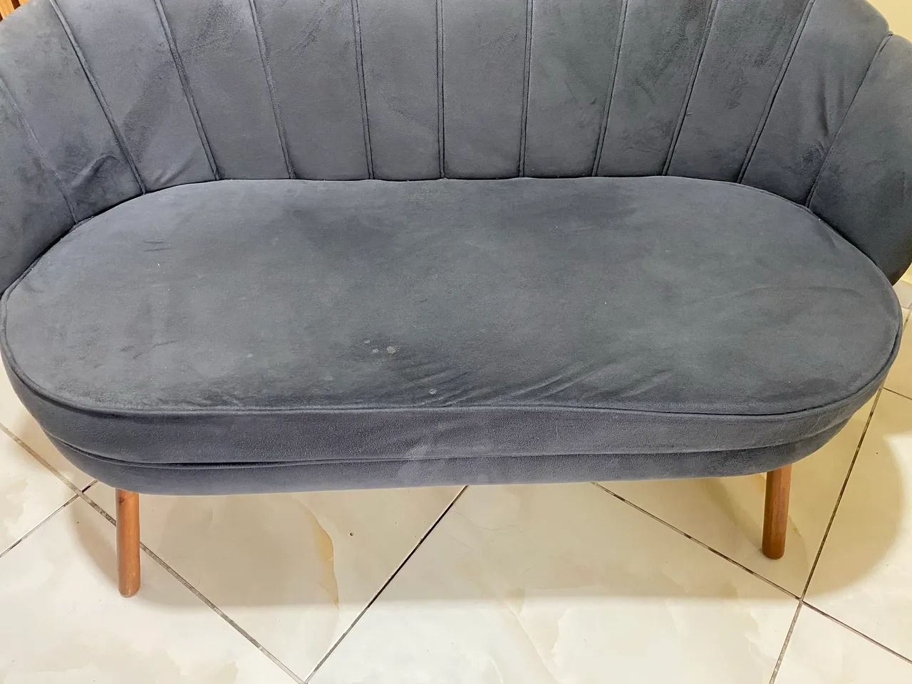 Namoradeira Graffiti Tres Lugares   - Foto 4