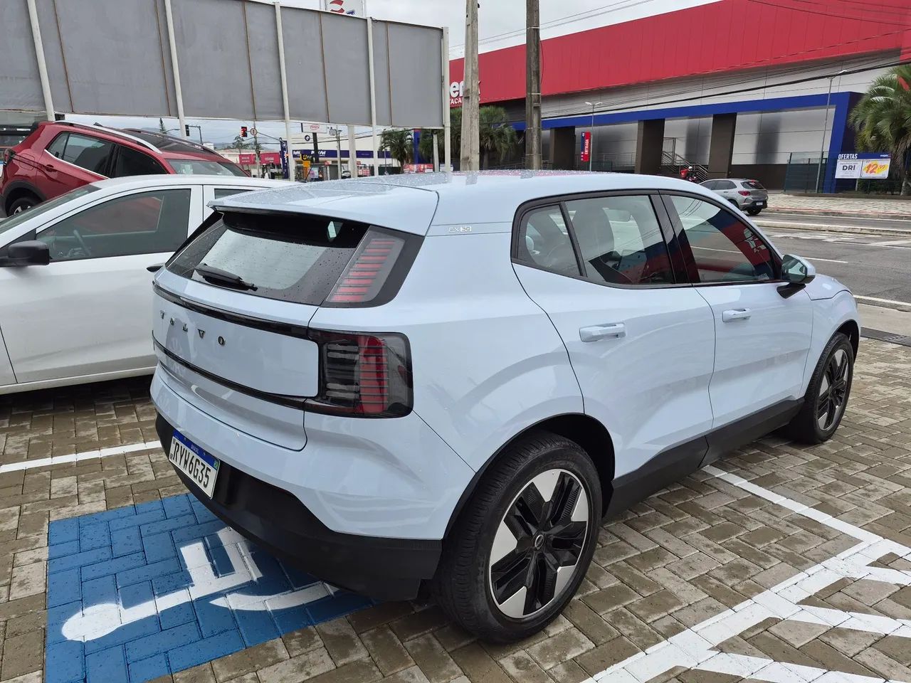 Volvo EX30 E40 Core (elétrico) 2024 - Foto 5