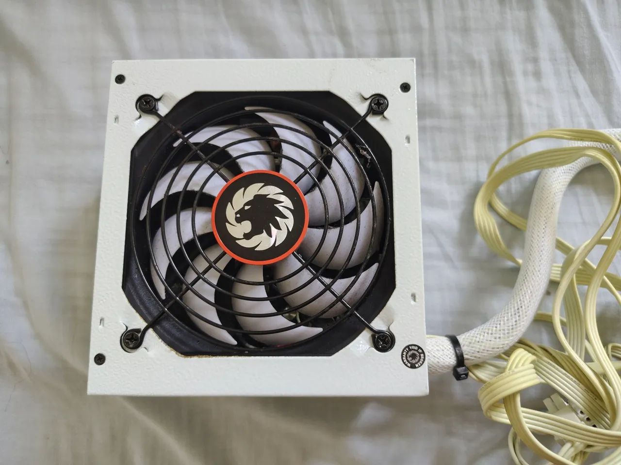 Fonte 650W gamemax gp - Foto 2
