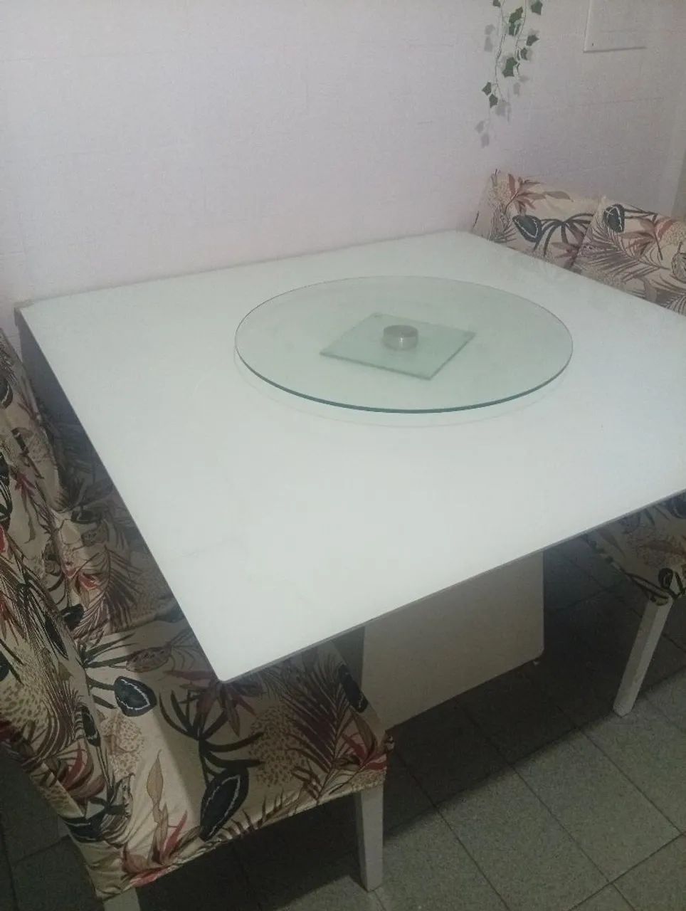 Mesa com 6 cadeiras - Foto 2