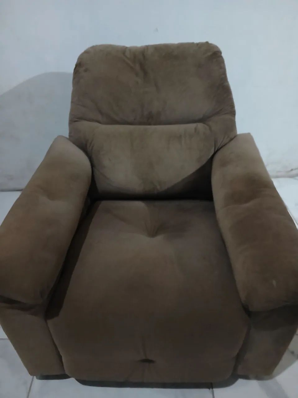 Vendo Sofá de três lugares.  - Foto 3