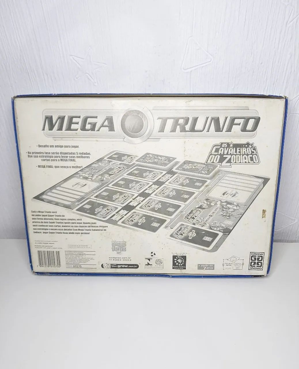 Jogo de Tabuleiro Mega Trunfo Os Cavaleiros do Zodíaco Completo