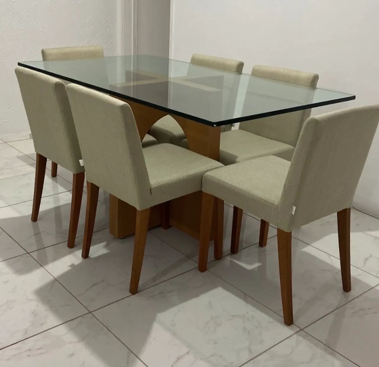 Mesa de jantar com cadeiras Tok Stok