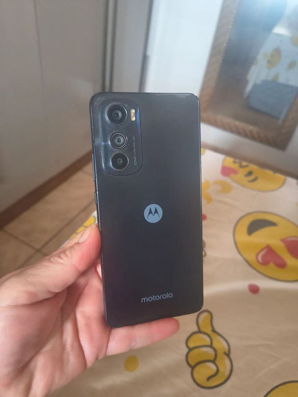 Vendo Celular Motorola Edge 30 - Foto 3