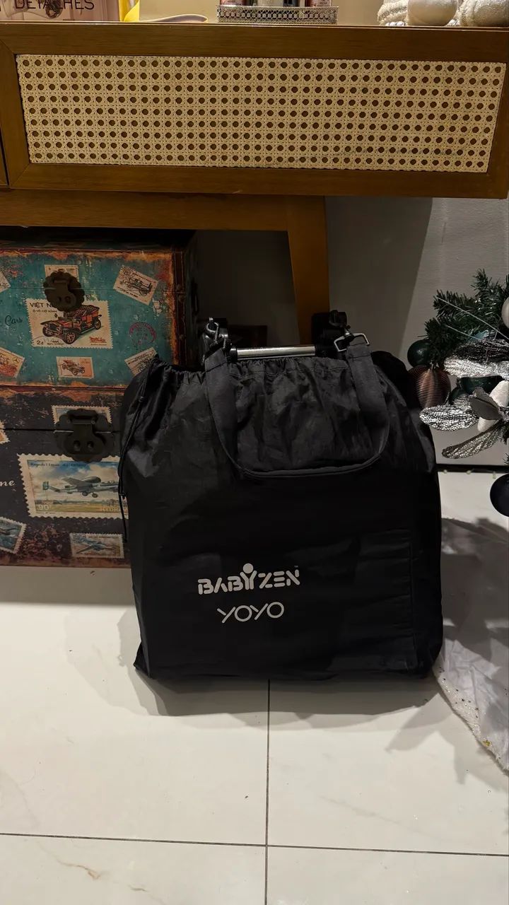 Carrinho de bebê Yoyo Babyzen Suuuper Conservado + acessórios  - Foto 6