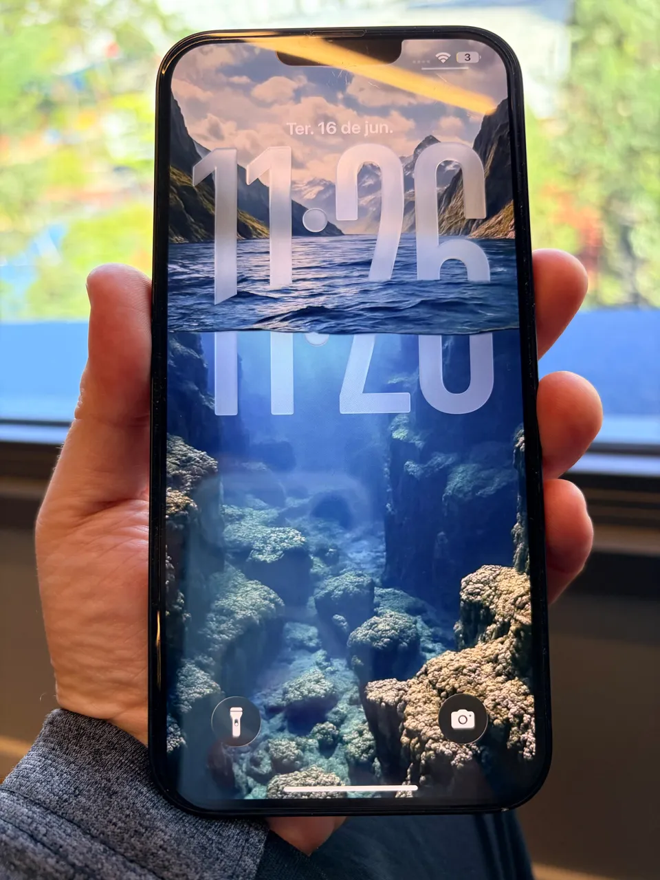 Iphone 12 pro max 128gb White - Celulares e Smartphones