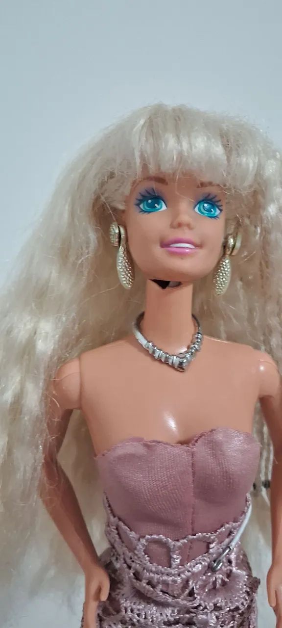 Barbie antiga usada linda - Foto 5