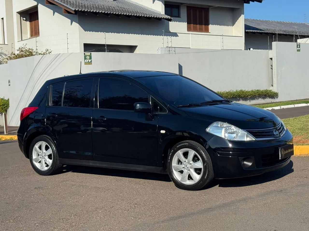 Nissan Tiida 2010