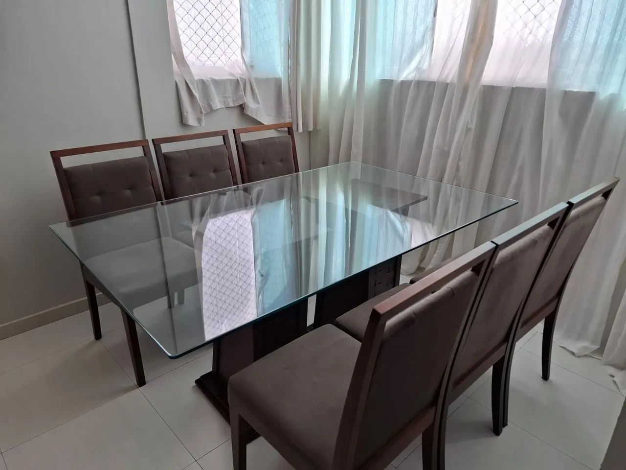 Mesa com 6 cadeiras - Foto 2