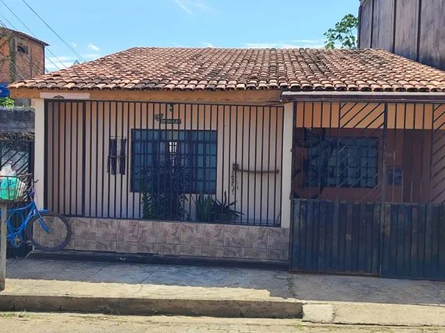 Vila de Kit nets com duas casas
