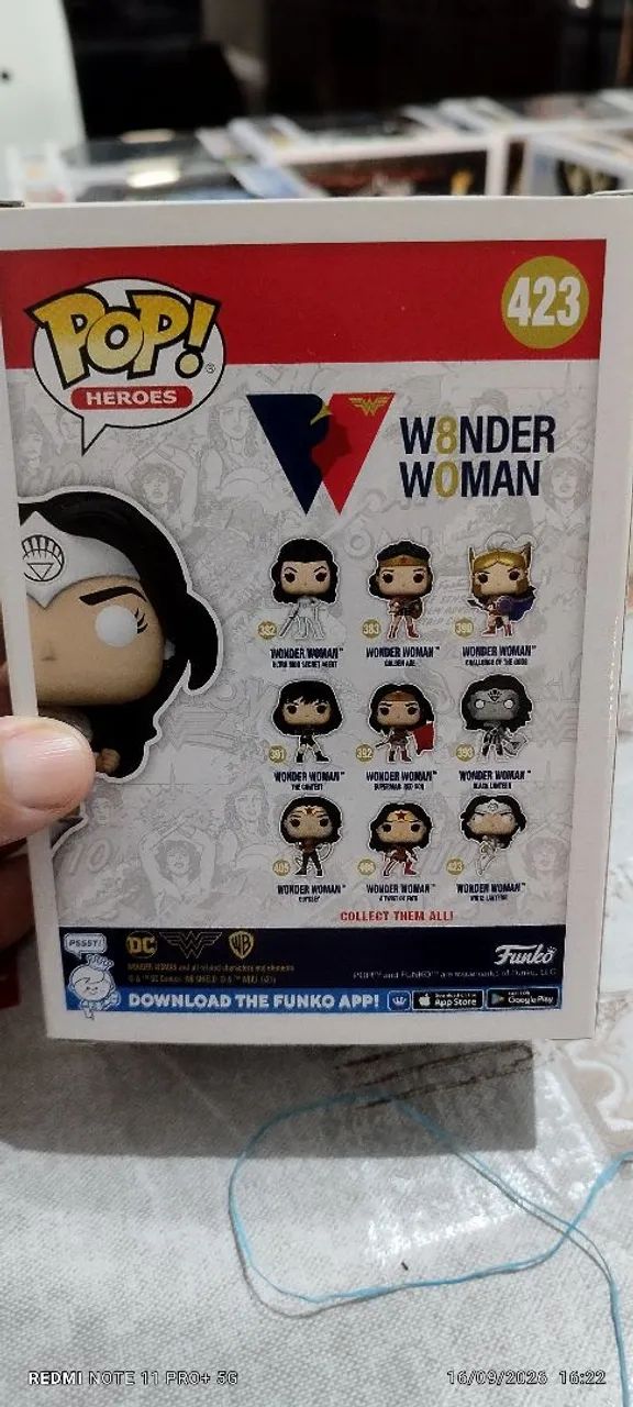 Funko Pop Wonder Womam White Lantern - Foto 4