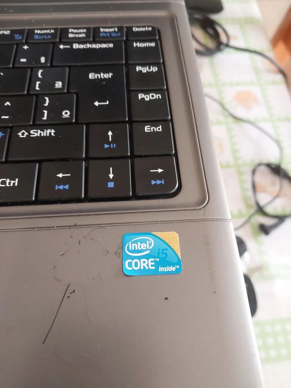 Notebook core i5 8 de ram bateria segura pouco   - Foto 4