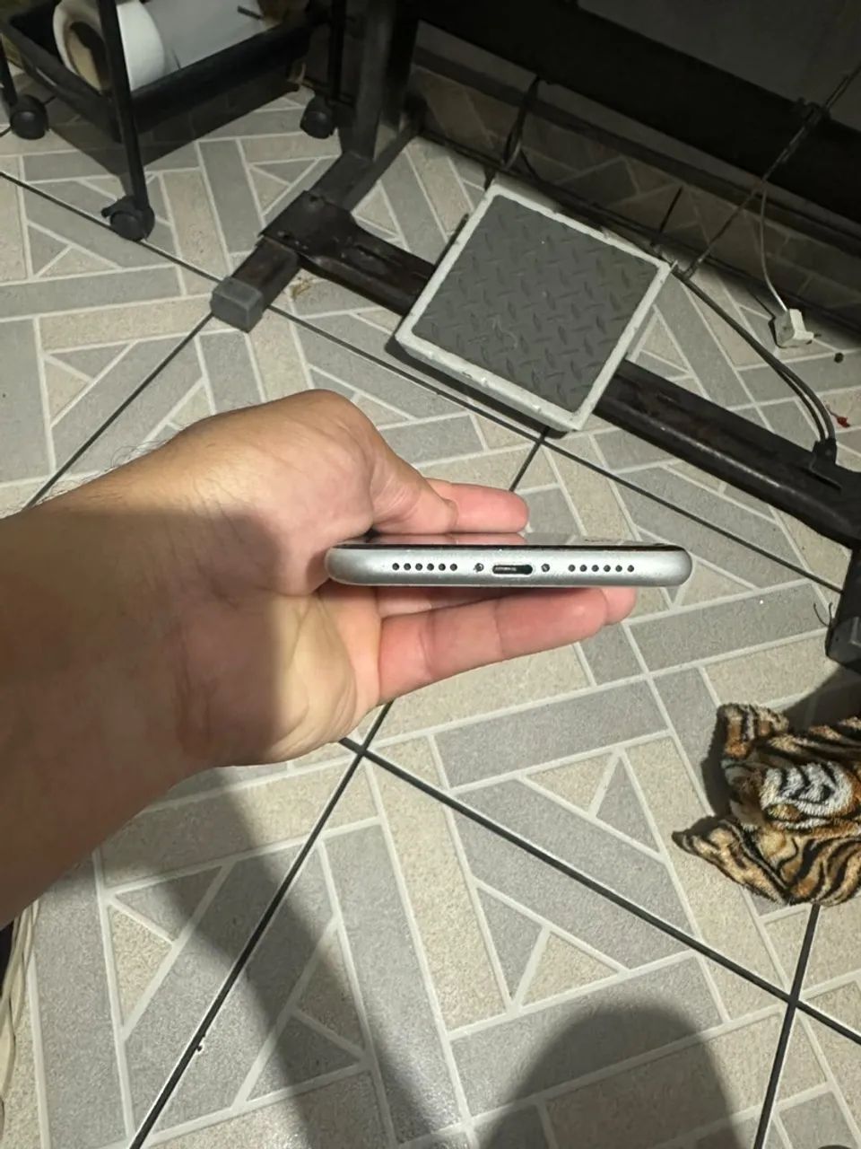 iPhone XR - 128 GB Branco - Foto 4