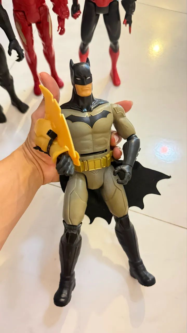 Kit bonecos super heróis  - Foto 2