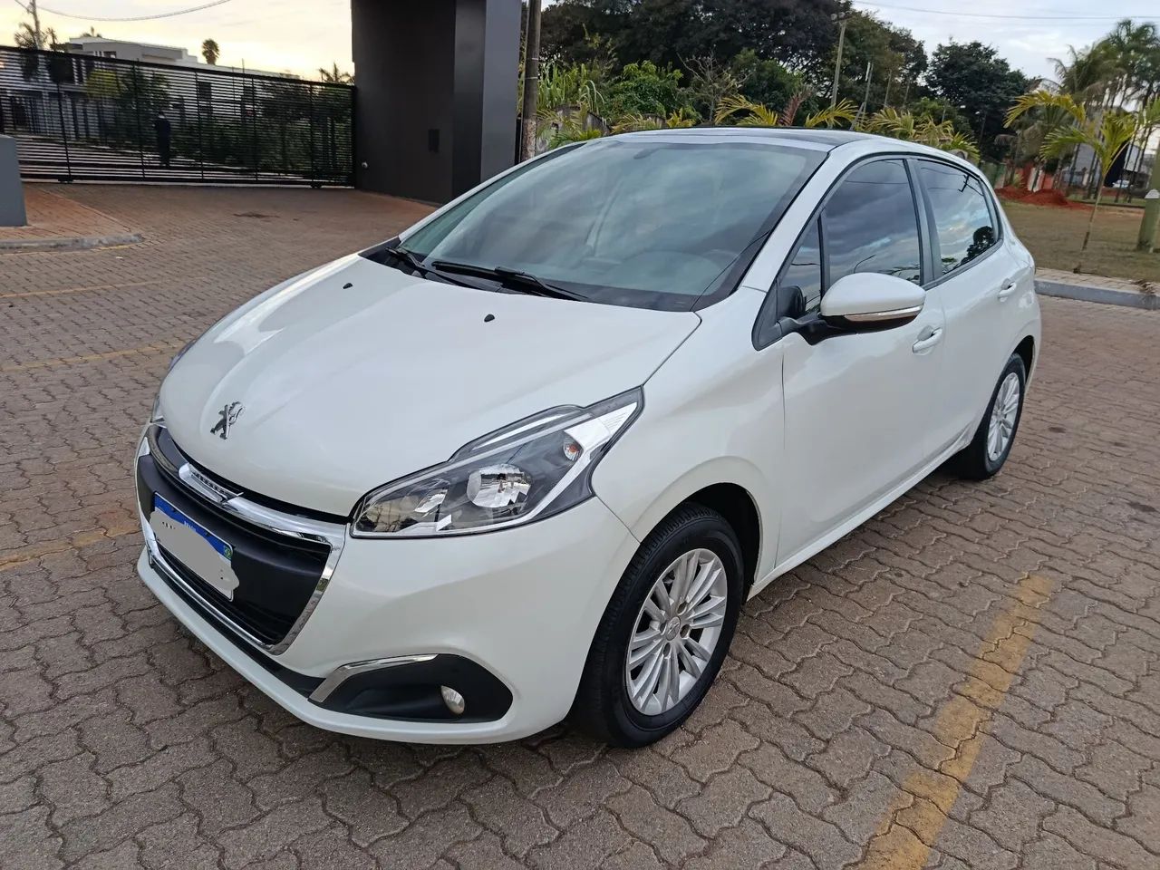 Peugeot 208 2017