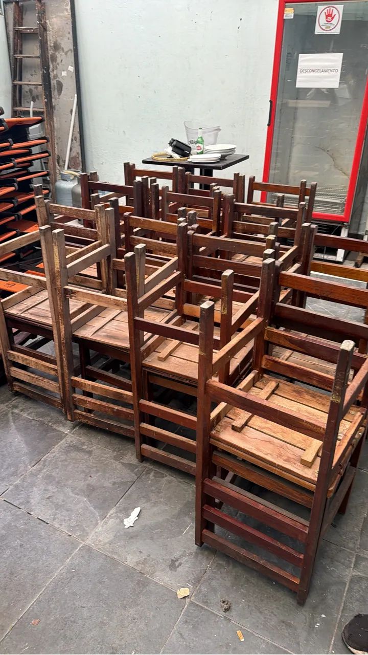 Lote de cadeira e Mesas para restaurante - Foto 4