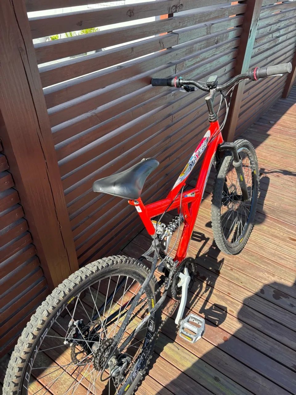 Bicicleta aro 26 pouco usada - Foto 4