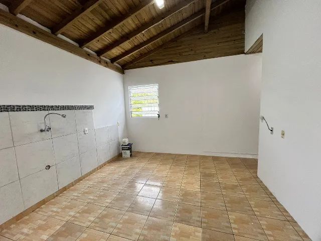 ALUGA-SE KITNETE - RIBEIRÃO DA ILHA - Foto 4