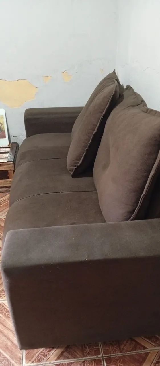 Sofá semi novo 1000$441140338575943684