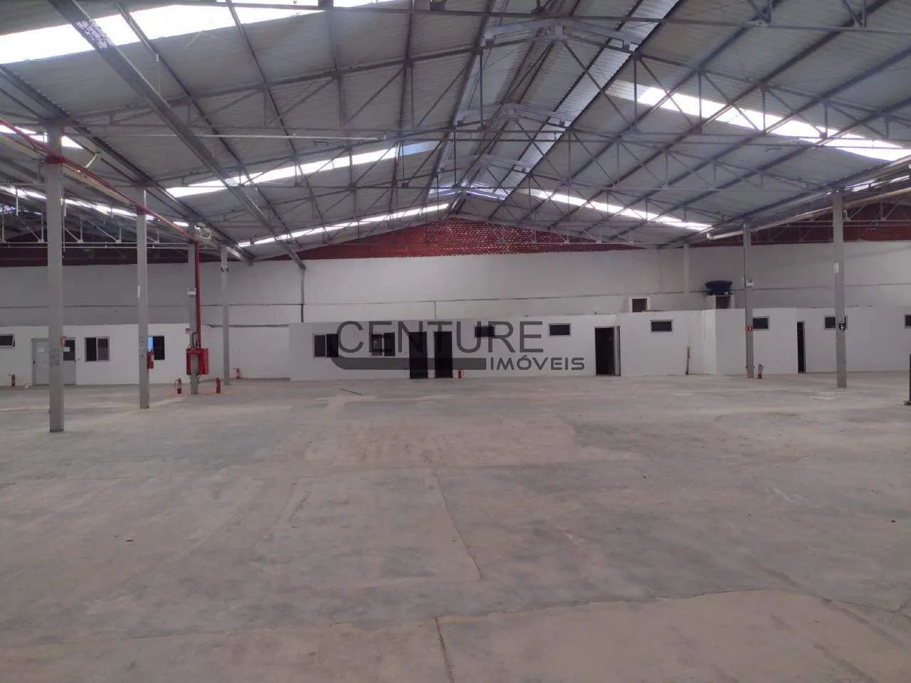 Galpão para Locação com 668m² e Doca  Próximo à Av. Cristiano Machado e Shopping Estação - Foto 4
