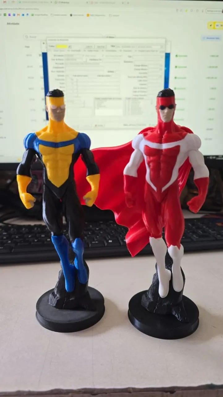 ACTION FIGURE - SATORU GOJO - INVENCÍVEL E BATMAN - Foto 2