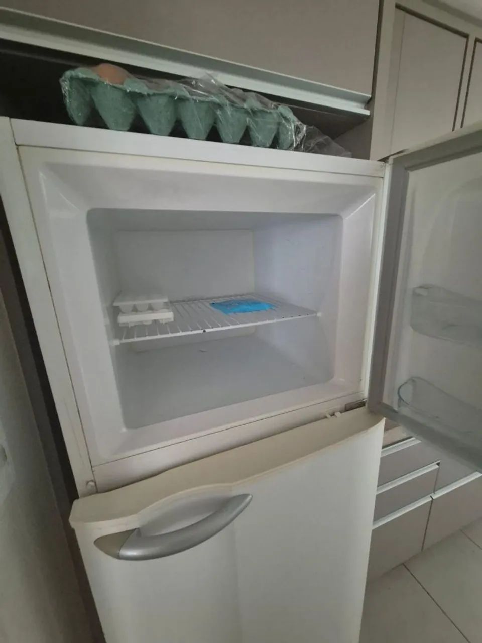 Geladeira Electrolux para Conserto  - Foto 3